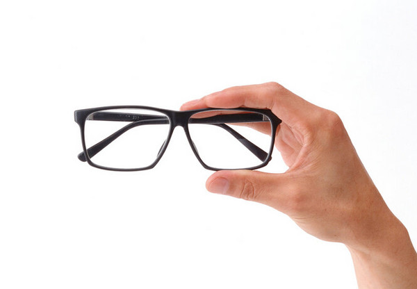 中国六大“隐形暴利”行业盘点 眼镜销售，你贡献了多少？